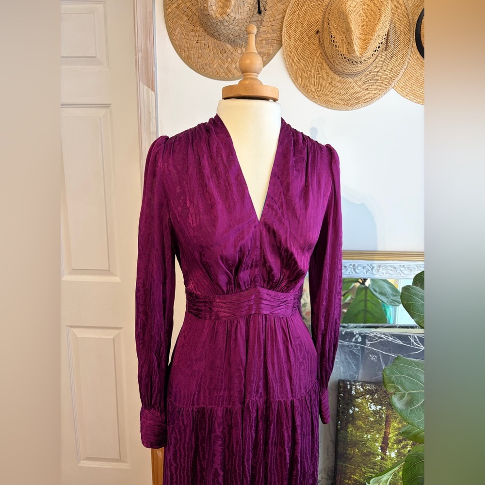 Diane Von Furstenberg Gil Tiered Satin-Jacquard Midi Dress purple Dress Sz 8 - Picture 6 of 12